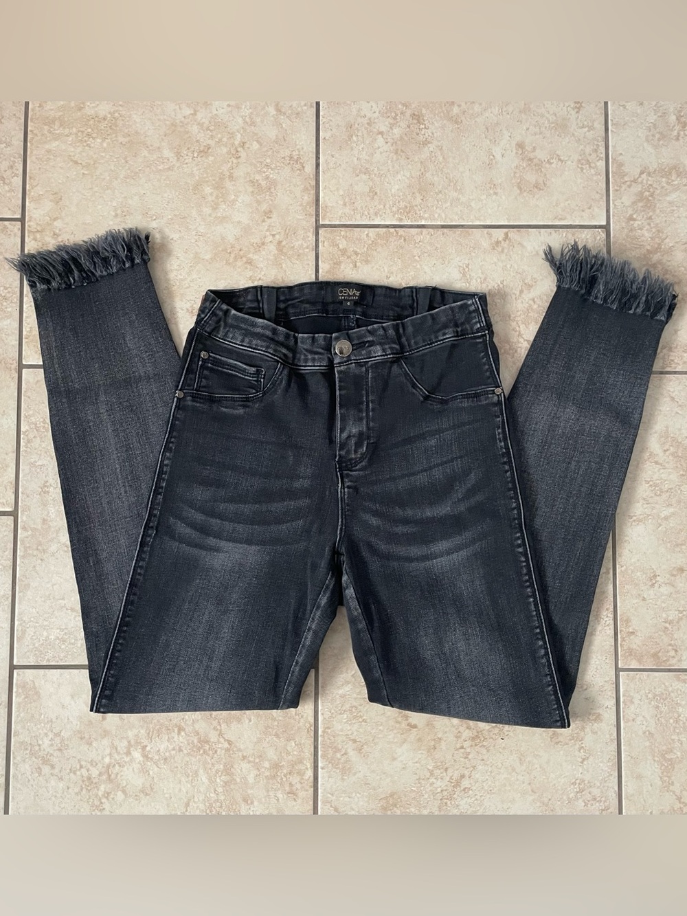 CENIA Convi Skinny Jean Size 4